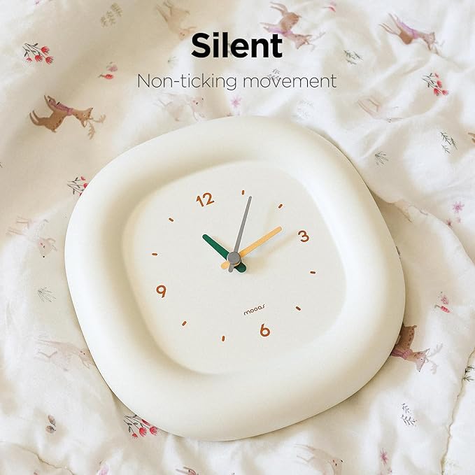 mooas Cute Mini Analog Marshmallow Clock 6.9 Inch Aesthetic Small Silent Bedside Desk Clock Battery Operated Non-Ticking Shelf Clocks for Décor Livingroom Bedroom Kitchen Desktop Gift Clock(Yellow)