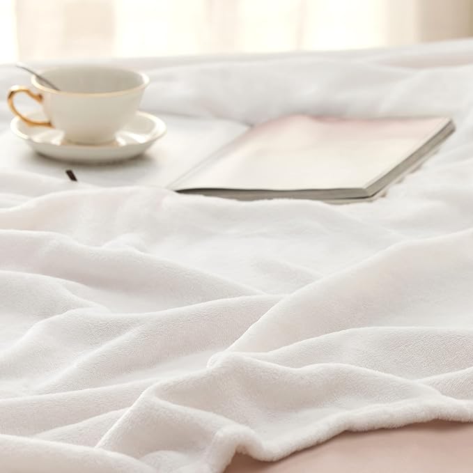 Bedsure GentleSoft Fleece Blankets Queen Size White - Bed Blanket Soft Lightweight Plush Fuzzy Cozy Luxury Microfiber, 90x90 inches