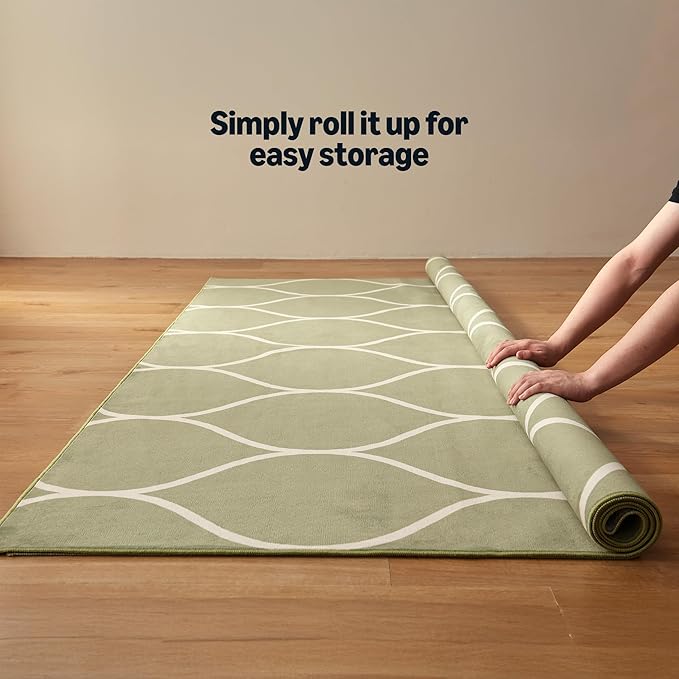 Amazon Basics Thin Indoor Area Rug, Geometric Printed Washable Home Decor Carpet for Living Room Bedroom, 5' W × 7' L, Green Geometric