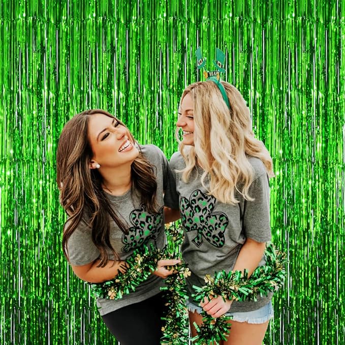 GOER 3.2 ft x 9.8 ft Metallic Tinsel Foil Fringe Curtains Party Photo Backdrop Party Streamers for St. Patrick's Day,Graduation,New Year Eve Decorations Christmas Wedding Decor (Green,4 Packs)