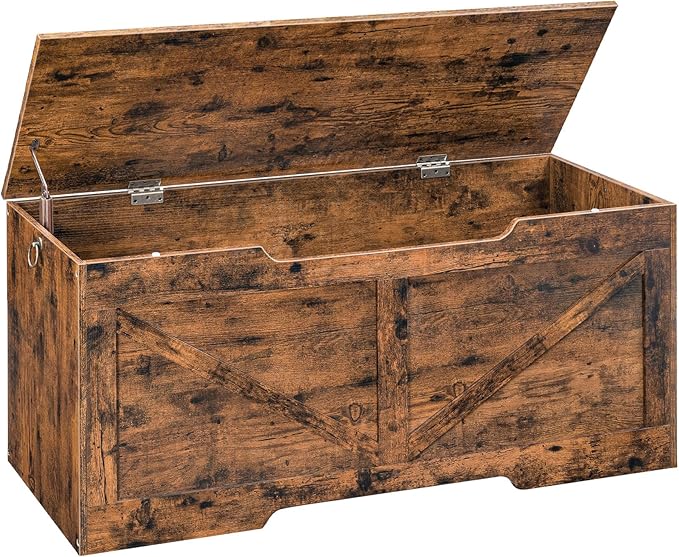 HOOBRO Storage Bench, 43.3” Retro Wooden Storage Chest with U-Shaped Cut-Out Pull, Safety Hinge, Supports 220 lb and Easy Assembly for Toy Box Organizer (Rustic Brown) BF772CW01