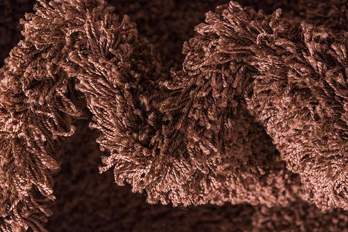 Unique Loom Solid Shag Collection Area Rug (6' 1" Round, Chocolate Brown)