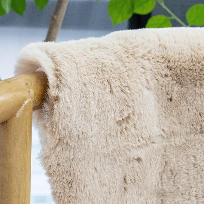 Light Brown Beige Fluffy Faux Fur Rugs for Bedroom Washable Furry Rug for Living Room Indoor Sheepskin Area Rugs 4x6 Nursery Rug