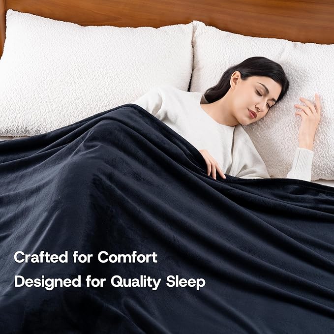 Luxury Fleece Warm Blanket, Soft Lightweight Velvety Plush Blanket for Sofa and Bed, Cozy Comfy for All Seasons(Black, 70×90 Inches)