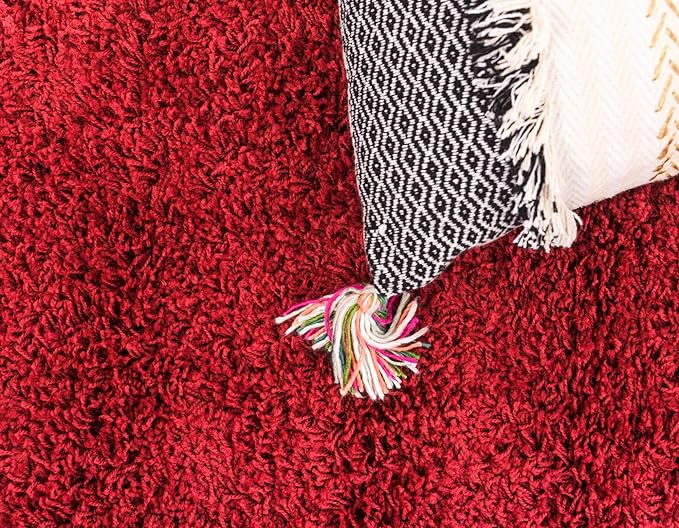 Unique Loom Solid Shag Collection Area Rug (2' 6" x 16' 5" Runner, Cherry Red)