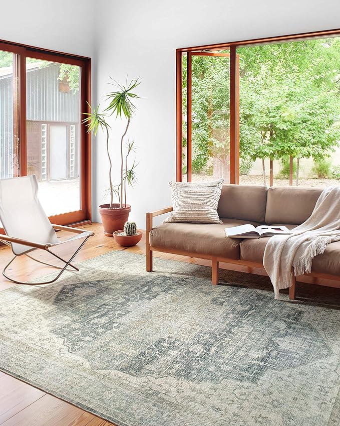 Loloi II Skye Collection SKY-12 Charcoal/Dove 5'-0" x 7'-6" Area Rug